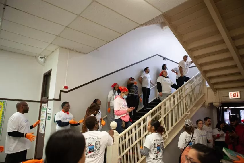 Chi Gives Back � Chicago, IL